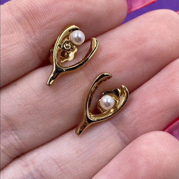 💛 Avon Gold Wishbone Pearl Earrings - Picture 2 of 4